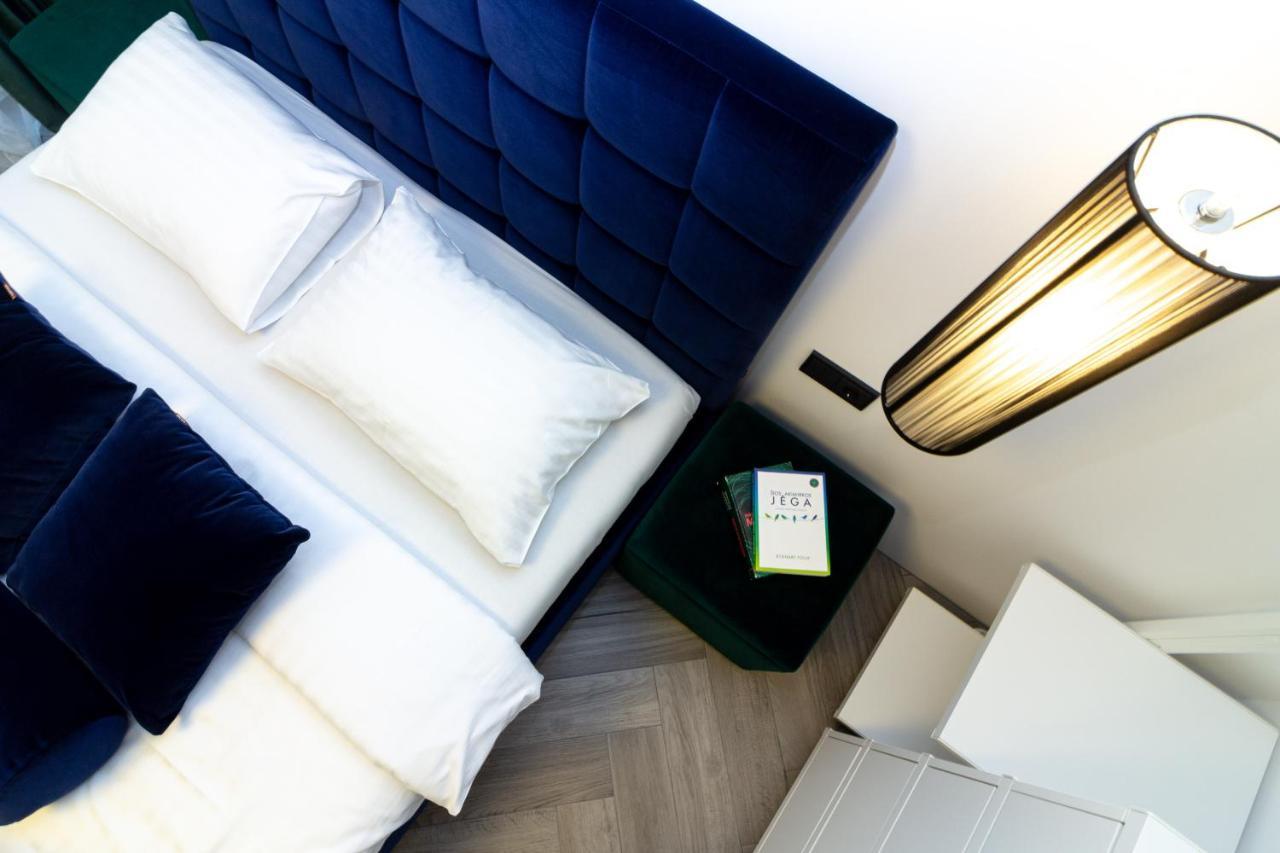 Cohost I Oldtown 60M2 Apt W-Garage Parking, Balcony & Self Check-In วิลนีอุส ภายนอก รูปภาพ