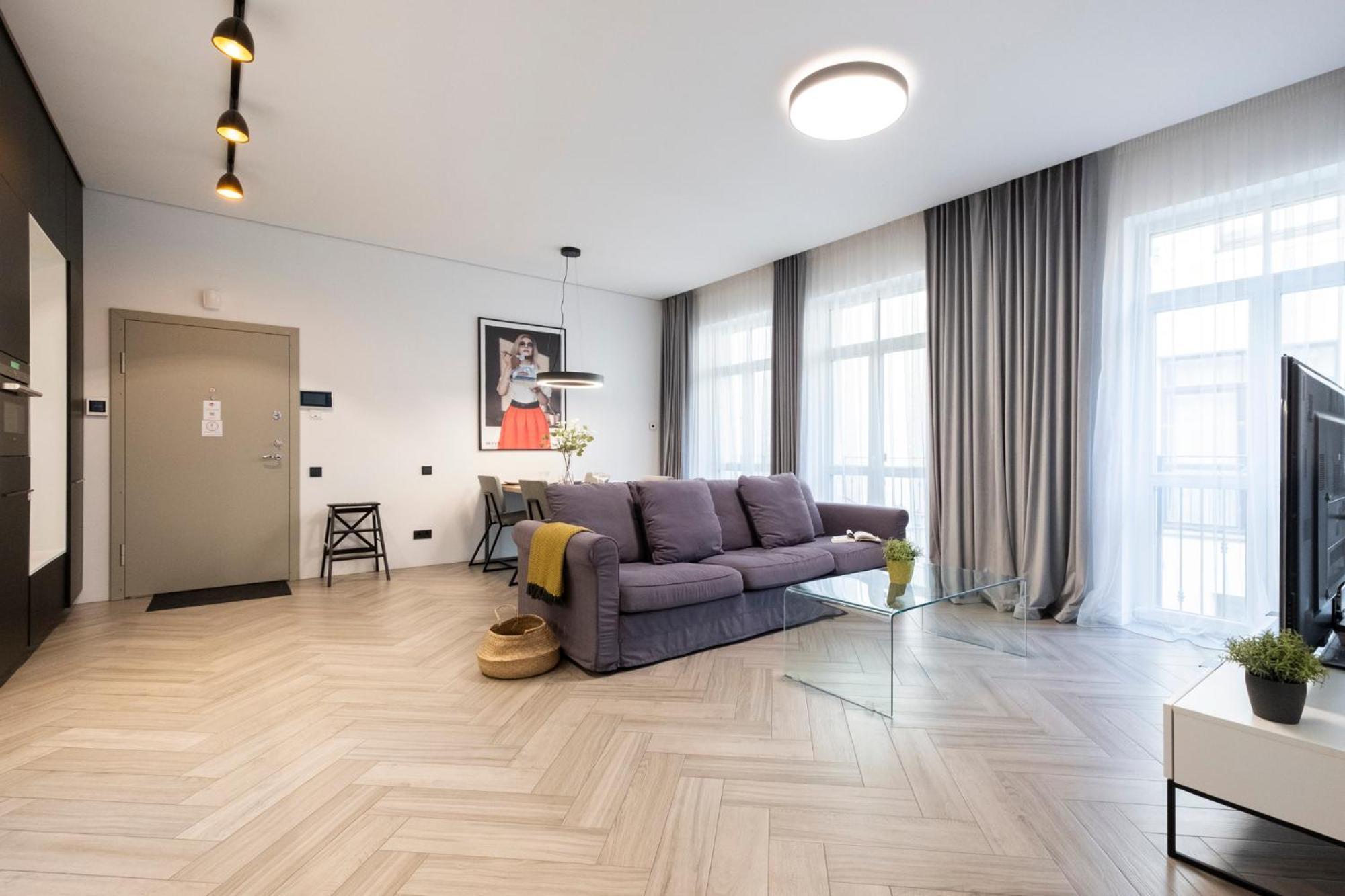 Cohost I Oldtown 60M2 Apt W-Garage Parking, Balcony & Self Check-In วิลนีอุส ภายนอก รูปภาพ